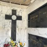 Abandonada tumba del alcalde Montés