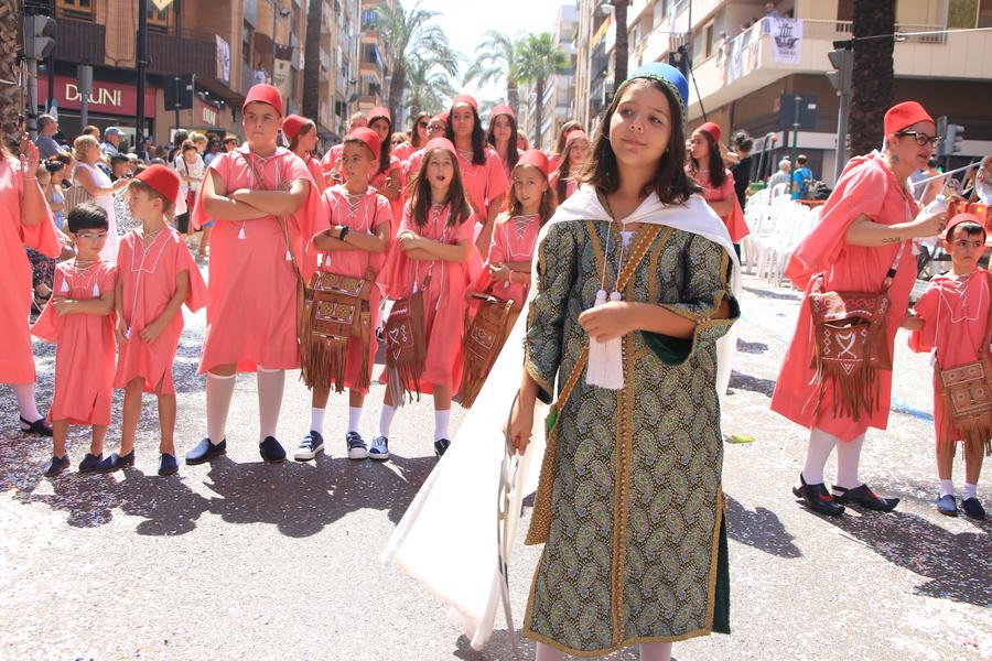 Entrada infantil de las Fiestas de Moros y Cristianos Ontinyent 2024	