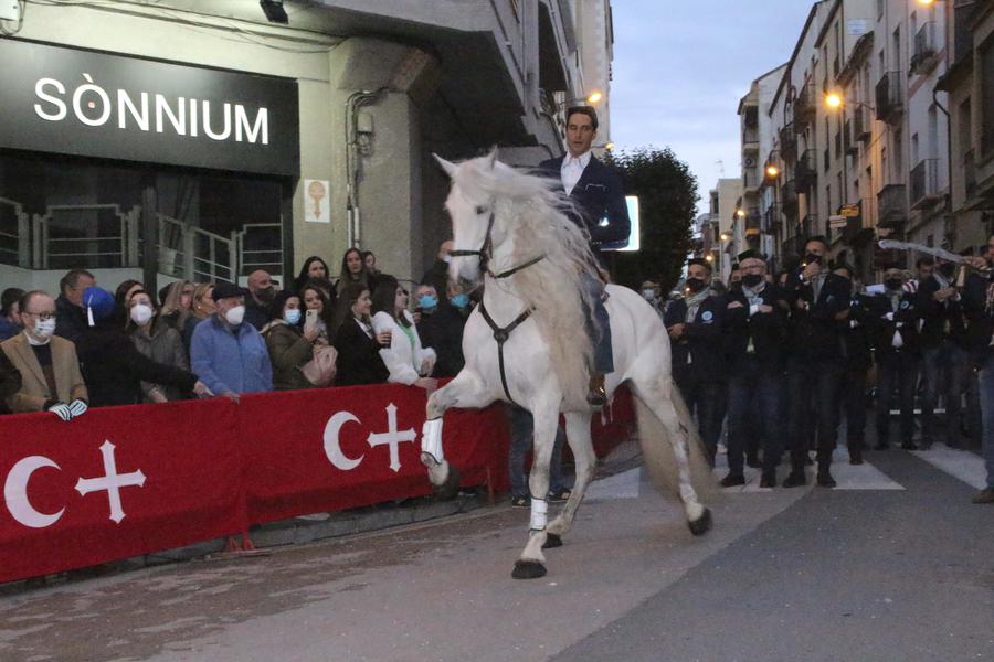 Desfilada Mig Any Ontinyent 2022