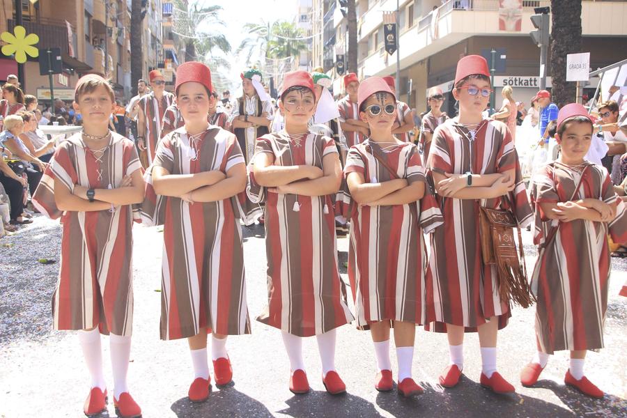 Entrada infantil Moros y Cristianos 2023 Ontinyent