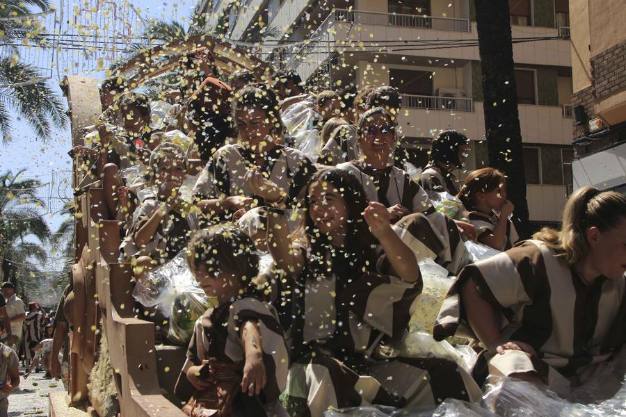 Entrada infantil Moros y Cristianos 2023 Ontinyent