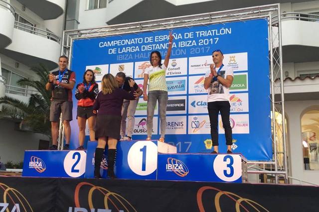 Ana Jordá, campeona de España de triatlón de larga distancia en su categoría