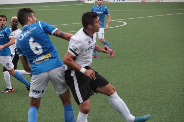 El Ontinyent gana 1-0 al Badalona