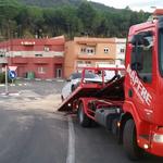 Accident entre dos cotxes al pont d'entrada a Bocairent