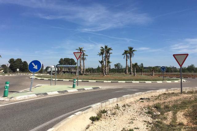 Una columna de luz iluminará la rotonda de acceso a Ontinyent por la CV 650