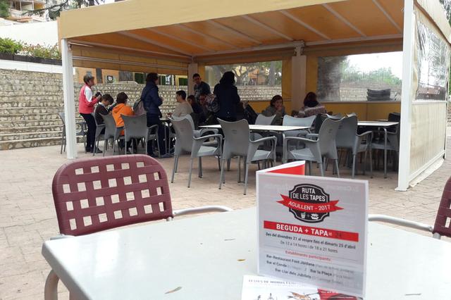 Agullent vive una nueva ruta de las tapas