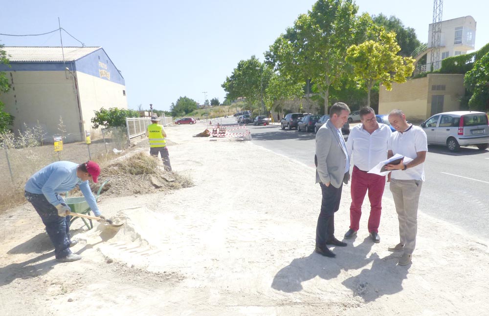 Obras en la calle Vicent Lluís Montés