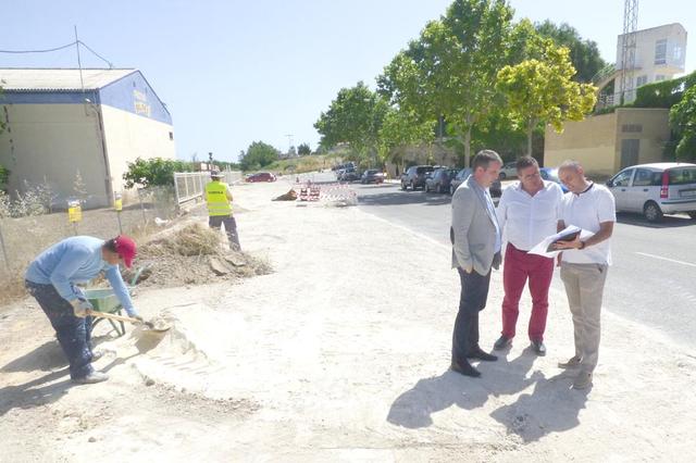 Ontinyent pavimenta de 8 carrers i camins amb ajuda de la Diputació