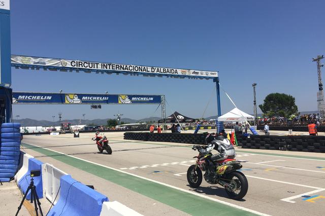 El Circuit d’Albaida acull la primera prova del Mundial de Supermoto 