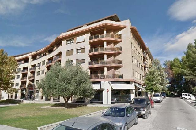 Un incendio en un cuadro eléctrico afecta a una vivienda de la plaza Estellés