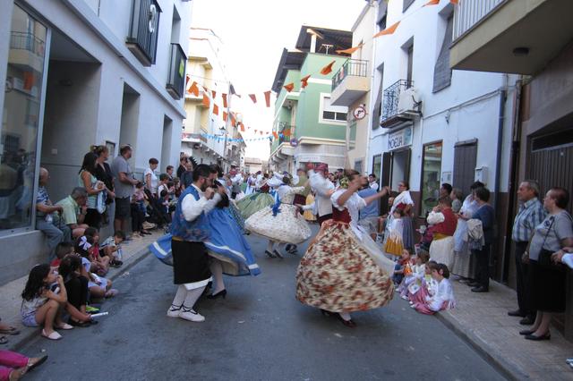 La Festa de les Danses reúne a 18 grupos en Quatretonda