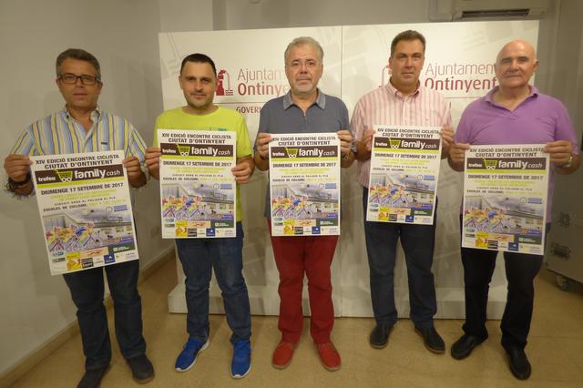 200 jóvenes ciclistas participan en el XIV Encuentro “Ciutat d’Ontinyent”