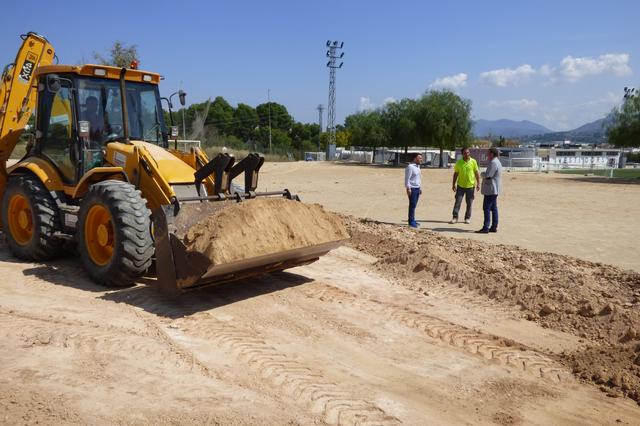 Ontinyent inicia las obras del nuevo campo de fútbol-8 de la Purísima