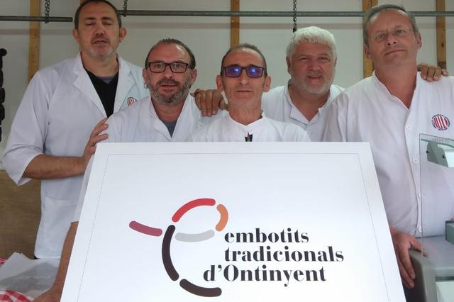 Embotits Artesanals d’Ontinyent reparteix 4.500 degustacions en la Fira de l'Alcúdia