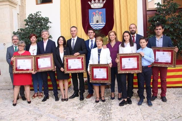  Ontinyent celebra amb solemnitat el 9 d’Octubre