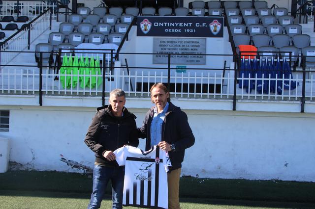 Vicente Parras: "El club ha vingut a buscar-me i m'ha transmès la seua total confiança"