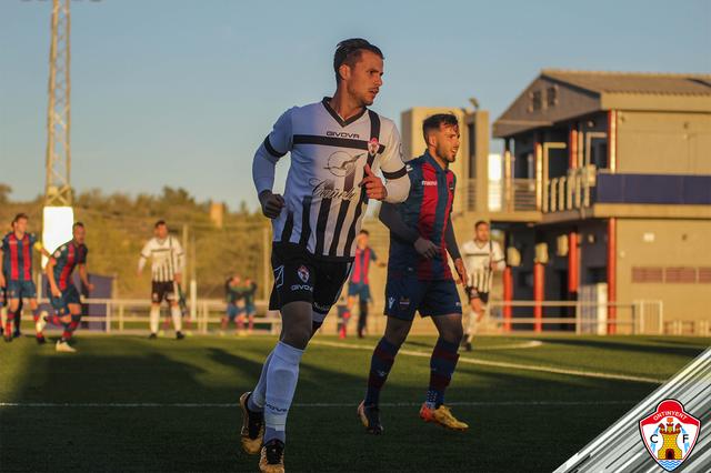 El Ontinyent cae en Buñol y entra en promoción de descenso