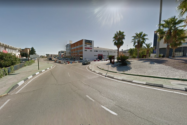 Roben 1.100 metres de cable de cobre en el polígon El Pla 