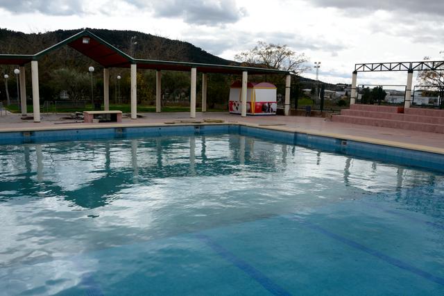Bocairent equipa y mejora su piscina municipal con ayuda de la Diputació 
