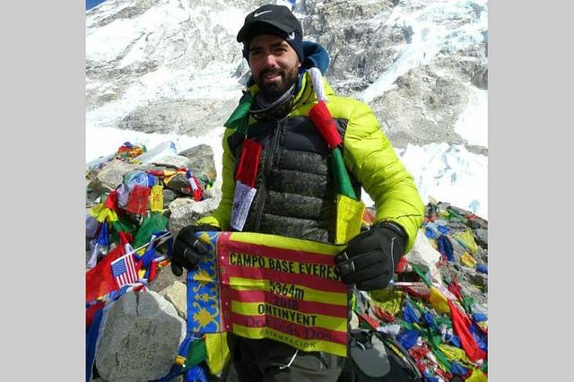 L’ontinyentí Alberto Nuez aconsegueix arribar al Camp Base de l’Everest