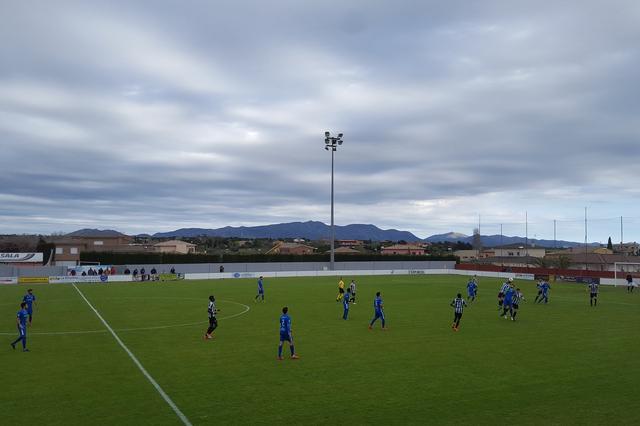 El Ontinyent empata ante el Peralada