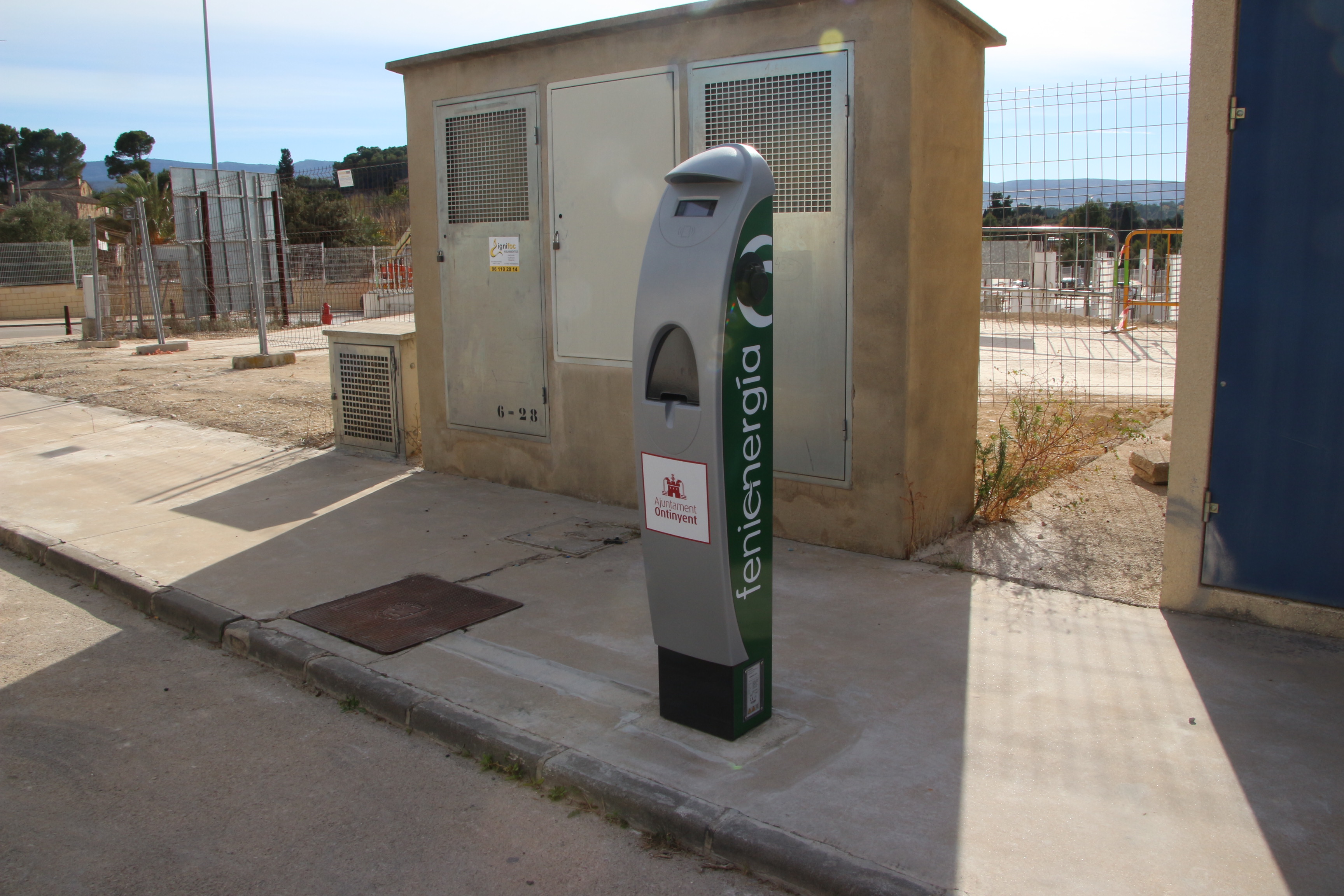 Cargador de coches eléctricos. Ontinyent