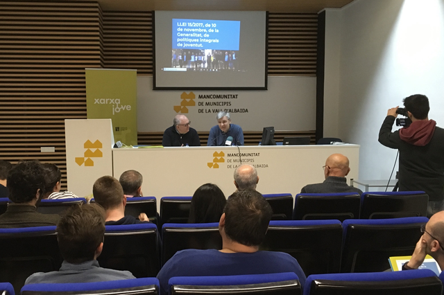 El IVAJ trabaja en el desarrollo de programas de juventud con la Mancomunitat de La Vall d'Albaida