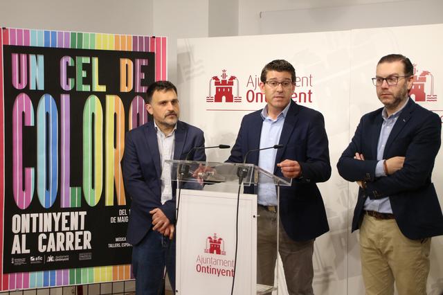 15.000 tiras de colores decorarán Martínez Valls con la campaña ‘Ontinyent al carrer’