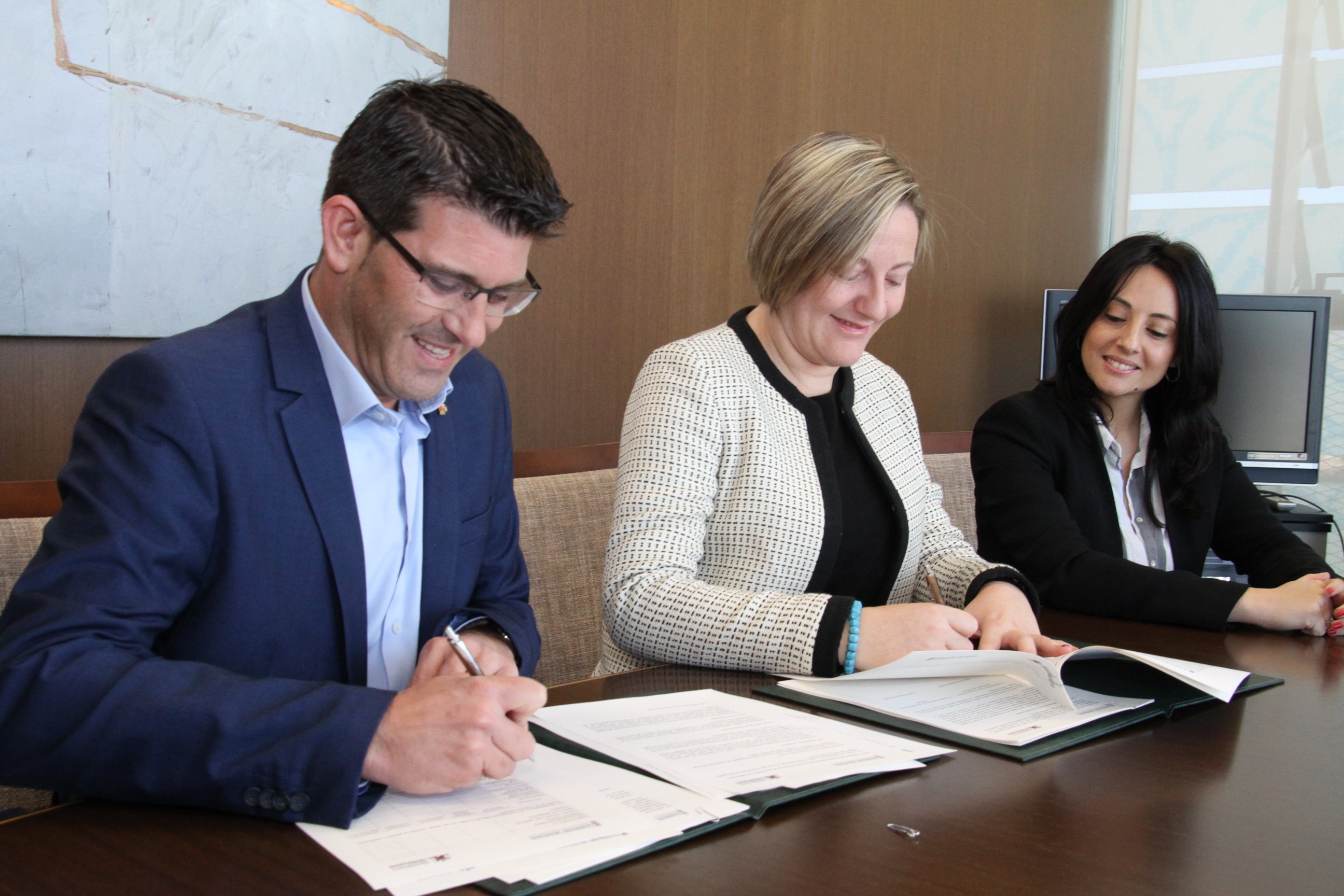 Firma del convenio ARRU en noviembre 2017 