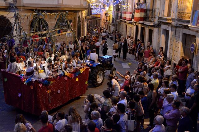 Bocairent rememora el rito ancestral de la danza en las fiestas de verano