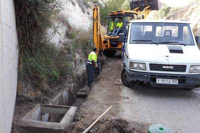 Ontinyent realitza 100 actuacions d’obra i neteja preventiva en canalitzacions d’aigua