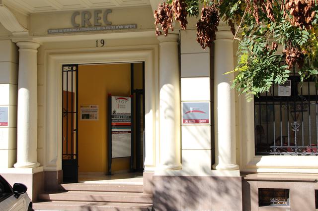 Aumenten a Ontinyent les reclamacions per telefonia mòbil i serveis financers