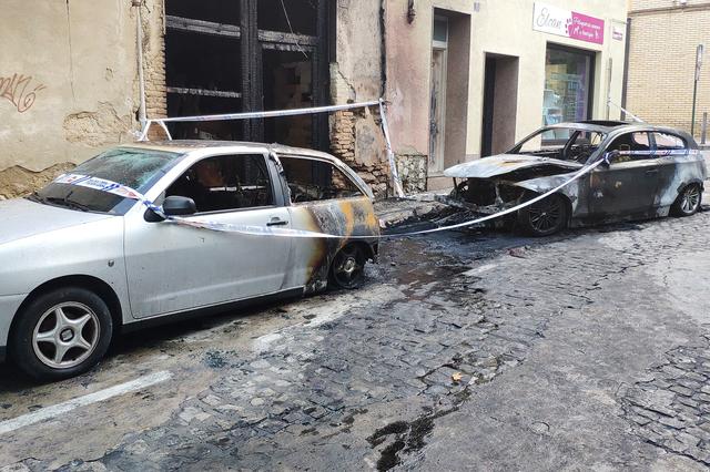 Detenido en Granada el presunto autor del incendio de tres vehículos en Ontinyent 