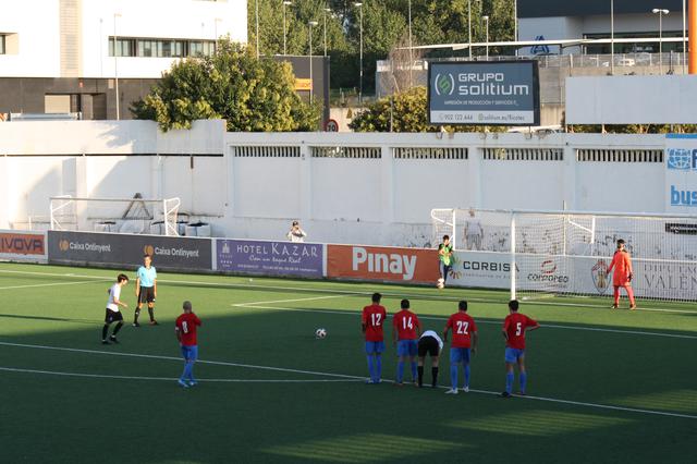 El Club Deportivo Ontinyent afronta el derbi amb la defensa en quadre