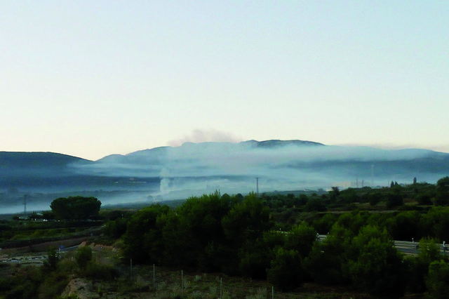 ‘Stop Cremes’ propone reducir de 5 a 2 los días de quema autorizada de los restos agrícolas 