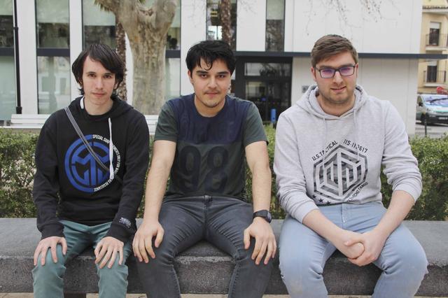 Els ontinyentins que triomfen a Youtube amb més de 82.000 subscriptors