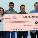 Bodega El Angosto entrega a ANIMA 5.000€ recaptats amb el vi solidari ‘Favian’