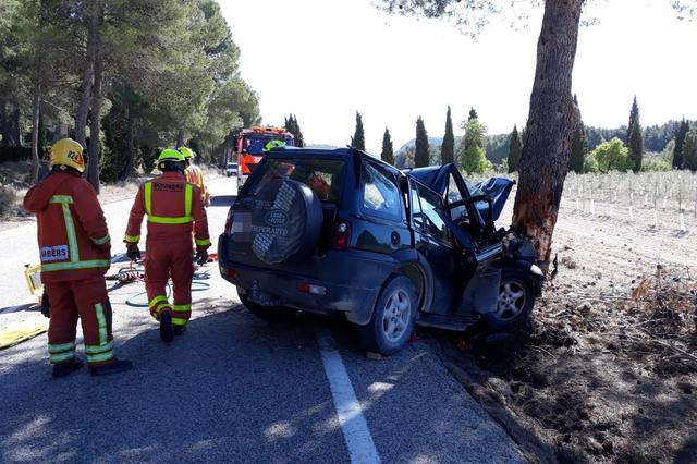 Impactant accident en la carretera de Fontanars