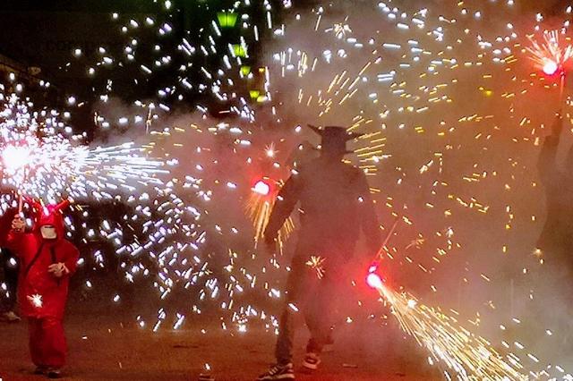 La fiesta del folklore valenciano llega a Montaverner