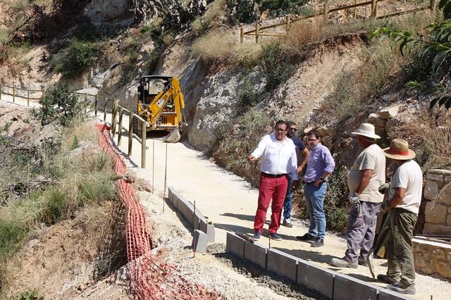 Ontinyent completa la recuperació de la senda que uneix la Font de la Puríssima amb el parc de Donants de Sang