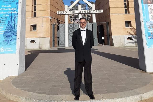 L’ontinyentí Miguel A. Sarrió, en la II Cimera mundial de direcció d’orquestra