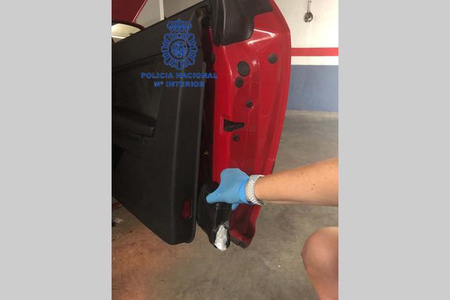 Dos detenidos con más de 5 kilos de cocaína en Ontinyent y Aielo de Malferit