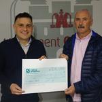 Parkinson Benicadell recibe 2.863€ euros recaudados en la San Silvestre