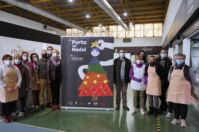 Albaida celebra la II edició de la Fira de Nadal ‘La porta del Nadal’ 