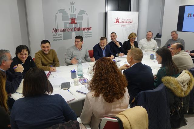 Generalitat y Ayuntamiento trabajan para ampliar la oferta de FP en Ontinyet