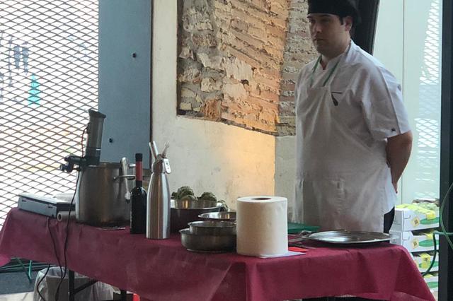 El ontinyentí Jesús Tortosa gana el Concurso de Cocina de la alcachofa de Benicarló