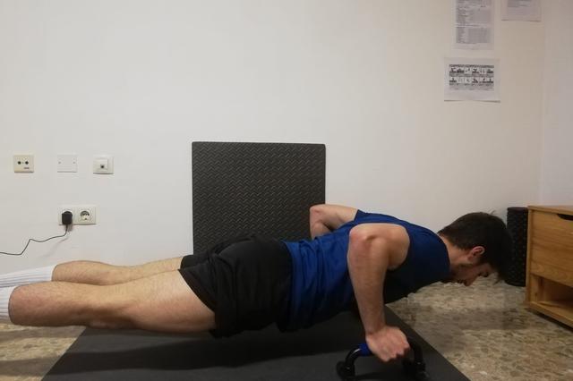 El Club Deportivo E.B. Ontinyent invita a continuar con la actividad física desde casa