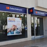 Caixa Ontinyent triplica su financiación al sector productivo de las comarcas centrales  