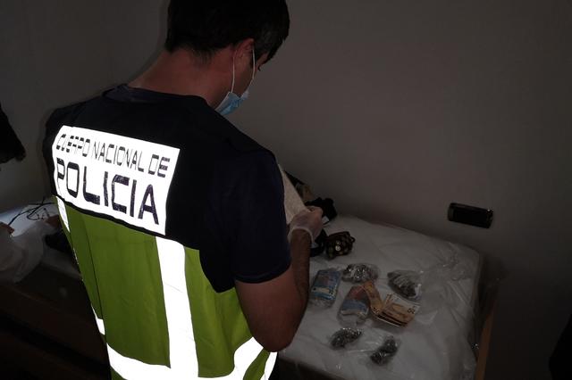 La Policía Nacional desmantela un punto de venta de cocaína 