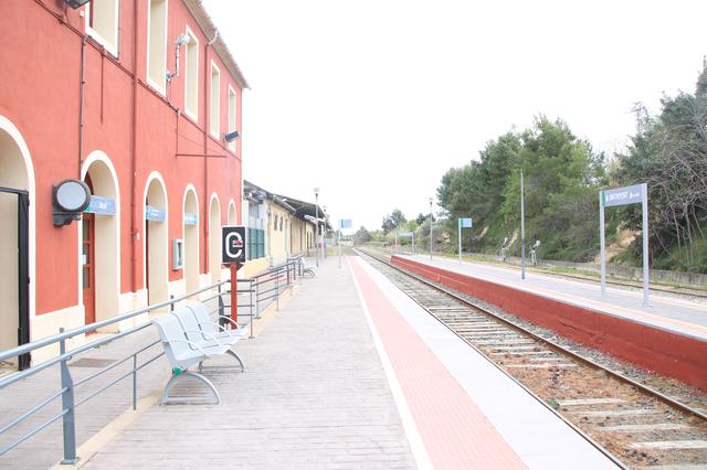 Ontinyent reclama que no s'aprofite la pandèmia per acabar amb el tren 
